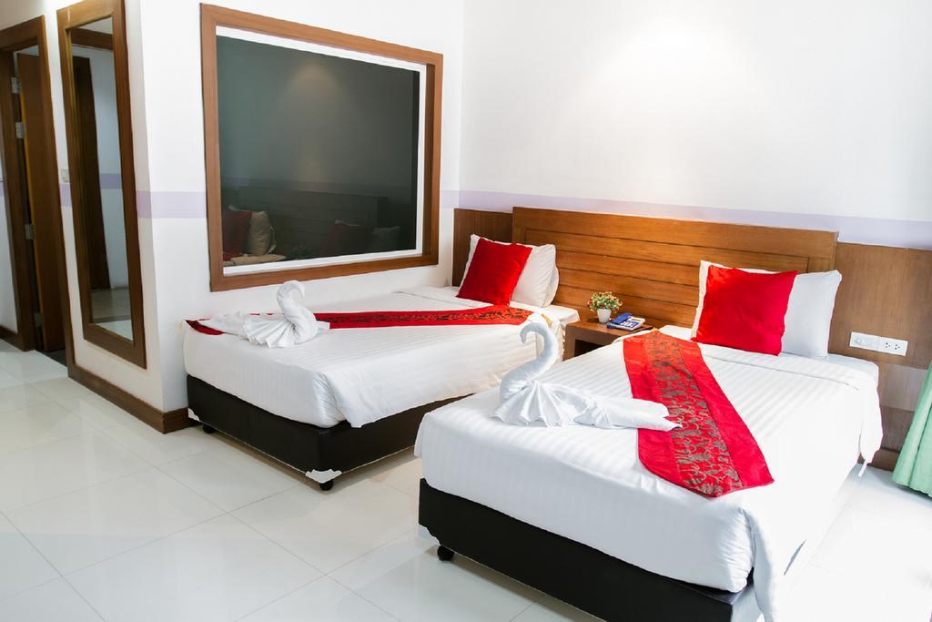 Chana Hotel Пхукет Экстерьер фото